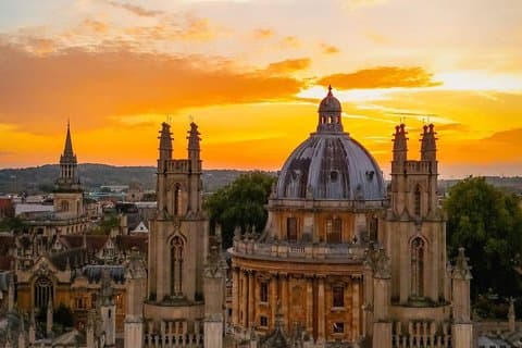 London to Oxford Private Transfer