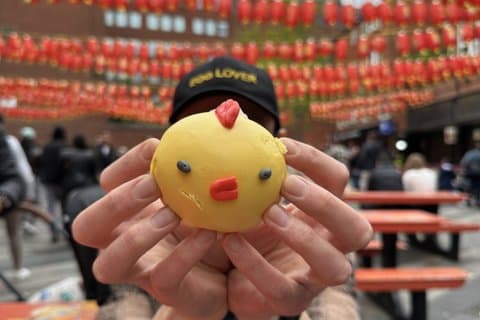Asian Street Food Treasure Hunt and Self-Guided Tour in London