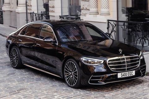 Private Chauffeur Transfer Gatwick Airport to Central London