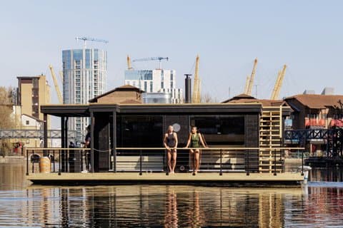 Floating Sauna of London