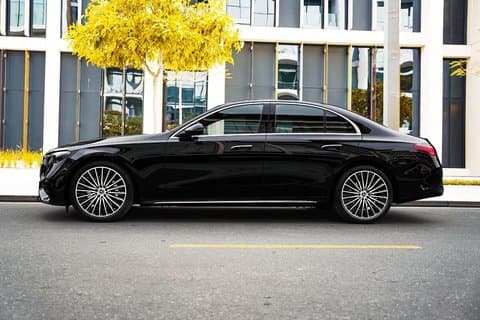 Private Transfer: Bristol to Bristol Airport BRS by Business Car