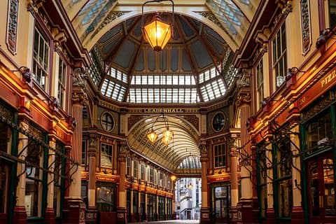 Ancient London Tour Explore the Old City with Italian Guide