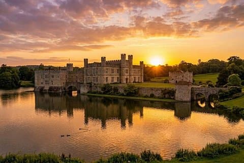 Leeds Castle Canterbury and White Clifs of Dover