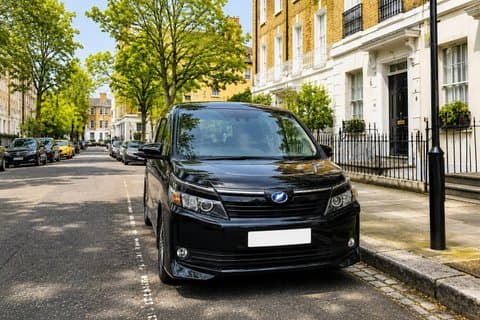 London: Private Transfer to/from Heathrow Airport