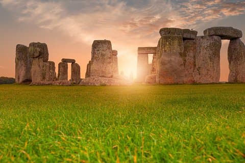 London to Windsor Castle Stonehenge and City of Bath Private Trip