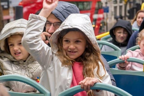 The Original London Kids Tour with River Cruise