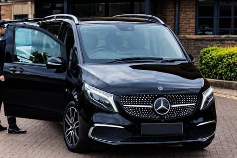 Private Chauffeur and Airport Transfers in Manchester