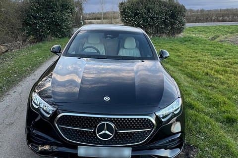 Heathrow to Chelsea E-Class Private Transfer