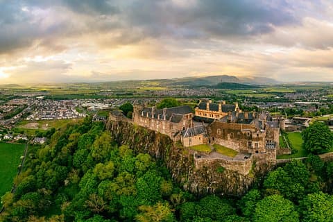 Stirling Castle and Old Town Ticket Included Tour