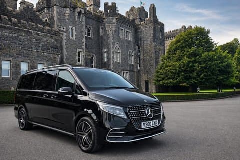 Private Southampton to Heathrow Transfer (Optional Sightseeing)
