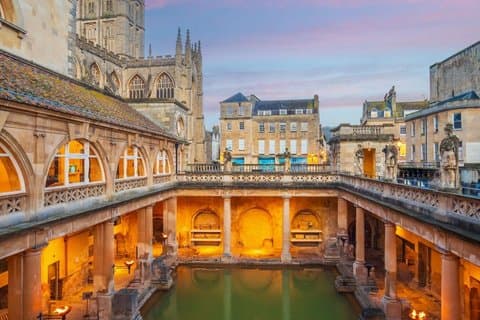 3 Day London Break with Hotel plus Roman Baths and Cotswolds
