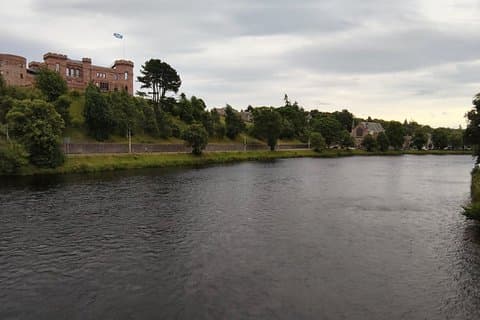 Private Loch Ness Urquhart Castle and Fort Augustus Tour