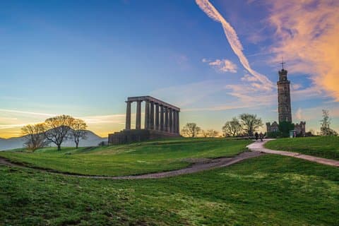 Edinburgh Acropolis and Gin Distillery EBike Tour