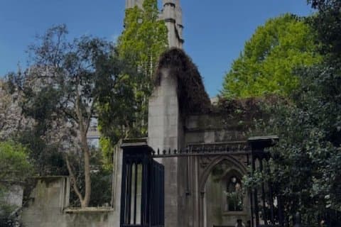 Tower of London to St Paul Walking Tour