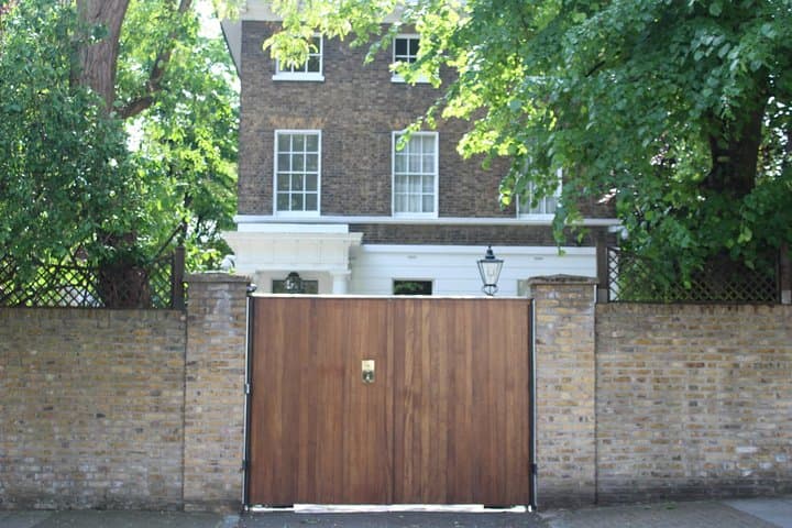 Macca's house
