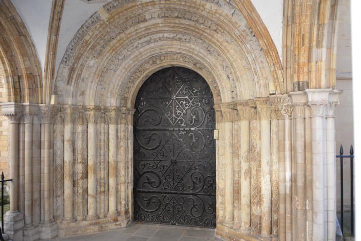 Secret entrances to secret sites