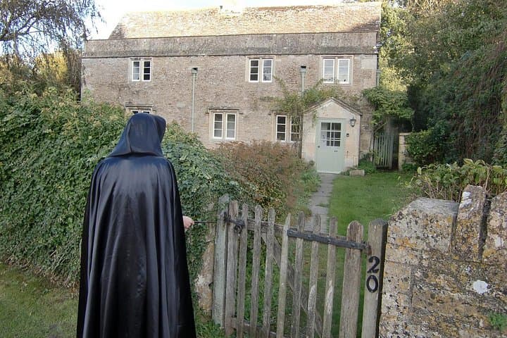 Harry's home