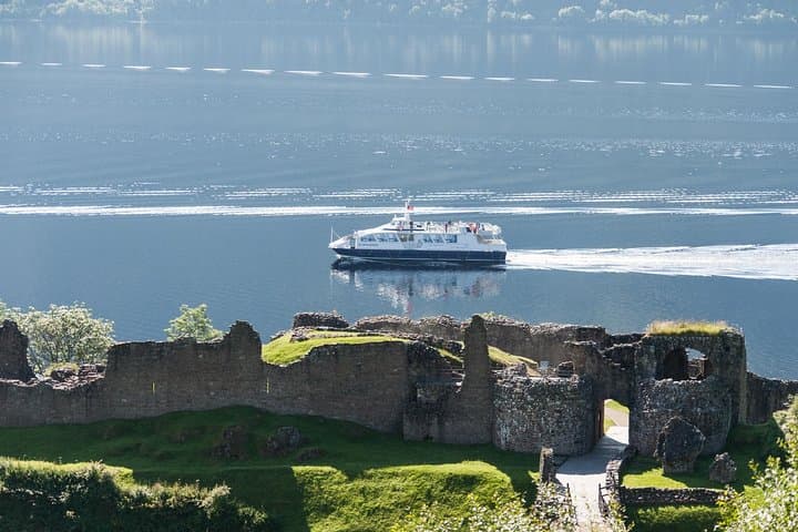 Loch Ness Sightseeing Cruise Including Urquhart Castle