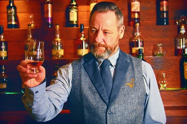 Scotland's Oldest Whisky Distillery Private Day Tour with Scottish Local from Edinburgh