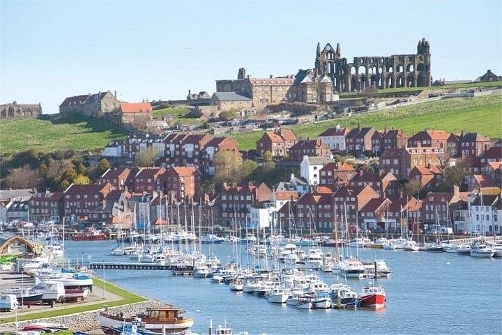 Whitby Abbeyhttps://media-cdn.tripadvisor.com/media/attractions-splice-spp-720x480/09/37/38/47.jpg