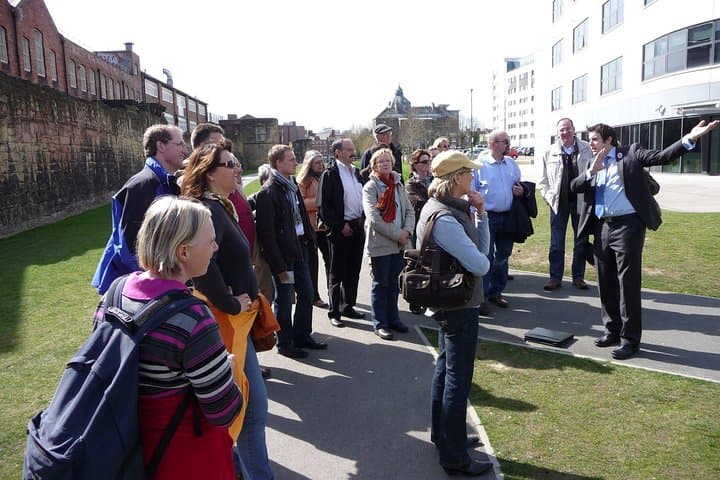 Tailor-made Walking Tour: Discover Newcastle