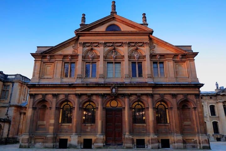 Small and Exclusive Oxford Highlights Tour