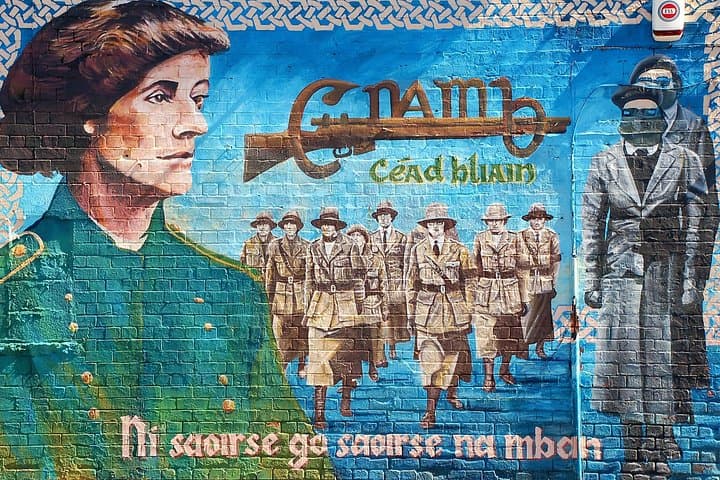 World Famous Private Belfast Troubles Taxi Cab Tour 2 Hour