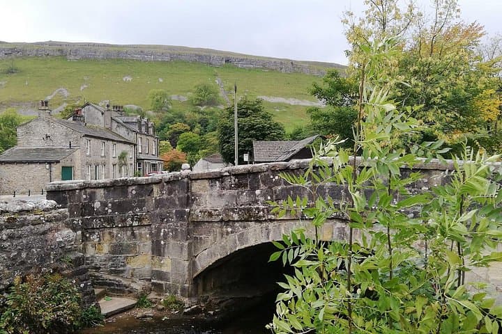 Hawes