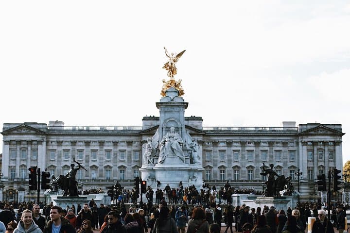 The Changing of the Guard - Exclusive Guided Walking Tour
