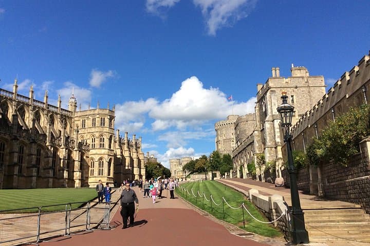 The Lower Ward with the chapel on the left.