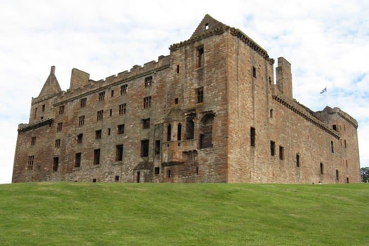 Outlander Locations Tour Including Admissions from Edinburgh