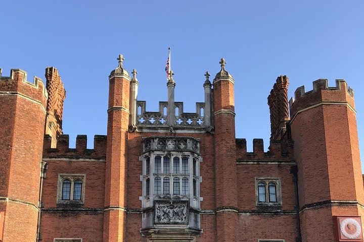 Private Car Tour - Hampton Court Palace