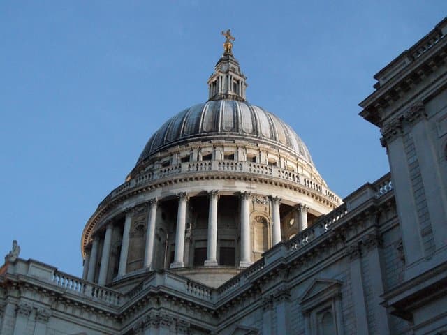 Private Port Transfer from Southampton or Dover to Central London