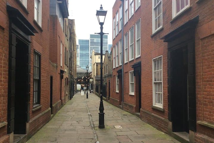 All our tours are in daylight so you can better see the neighbourhoods.