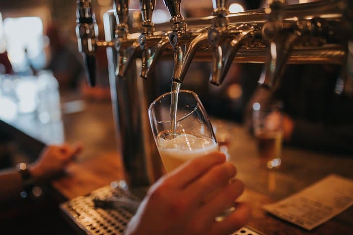 Private Historic London Pub Tour: Oldest Pubs & Hidden Stories