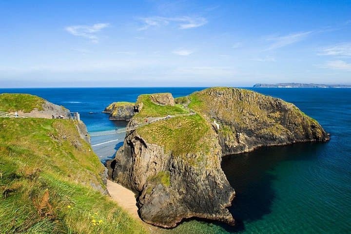 Giant's Causeway Full Day Tour from Belfast