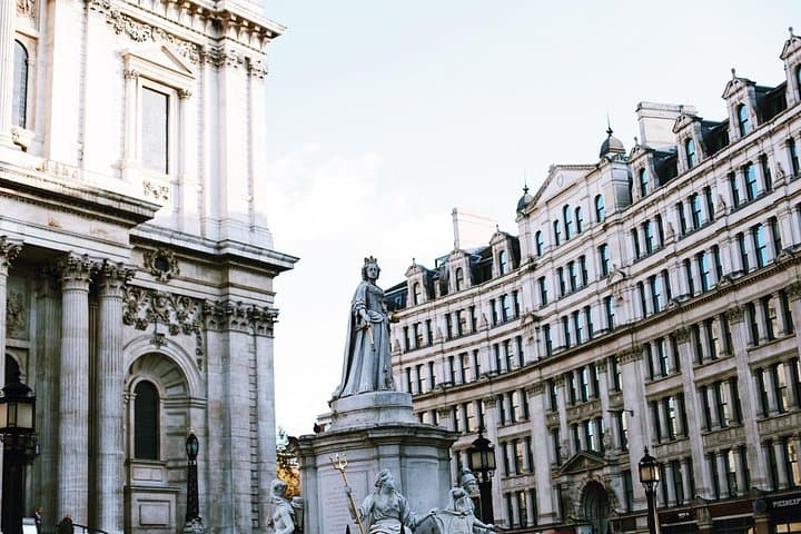 The Old City of London Guided Walking Tour Semi-Private 12ppl Max