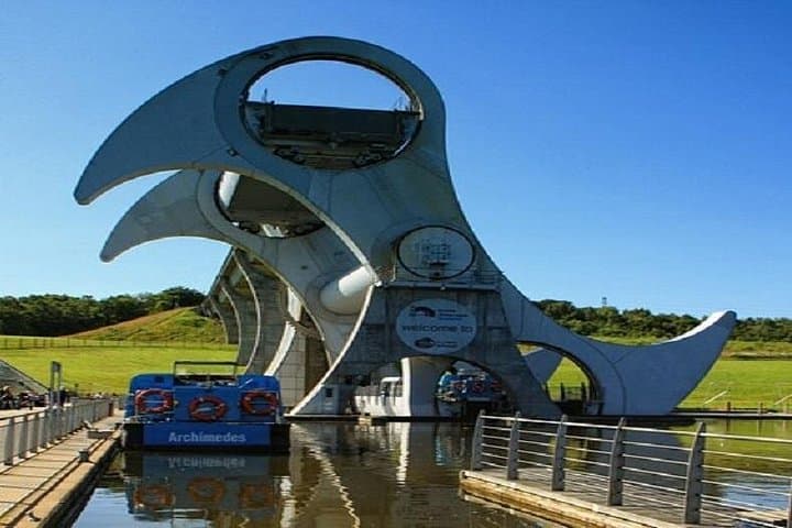 Tartan Tours Scotland at The Falkirk Wheel