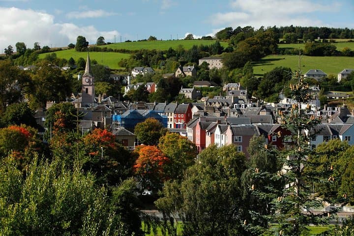 Hadrian's Wall and The Borders Tour from Edinburgh with Admission