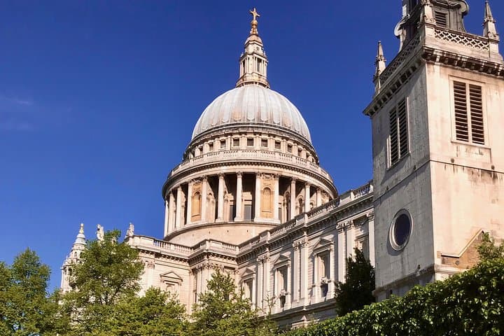 St Paul's Cathedral in the Spring sunshine