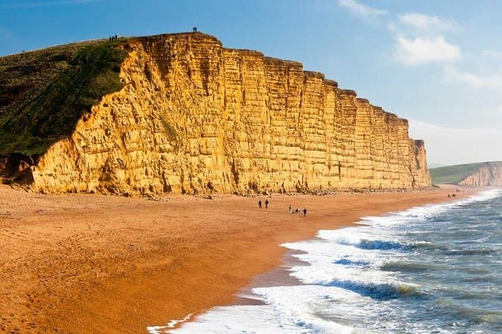 2 DAY TOUR | Jurassic Coast, Glastonbury, Stonehenge & Salisbury