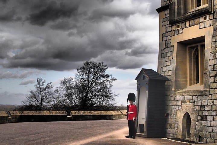 Windsor Day Trip from London with a Local: Private & 100% Personalized
