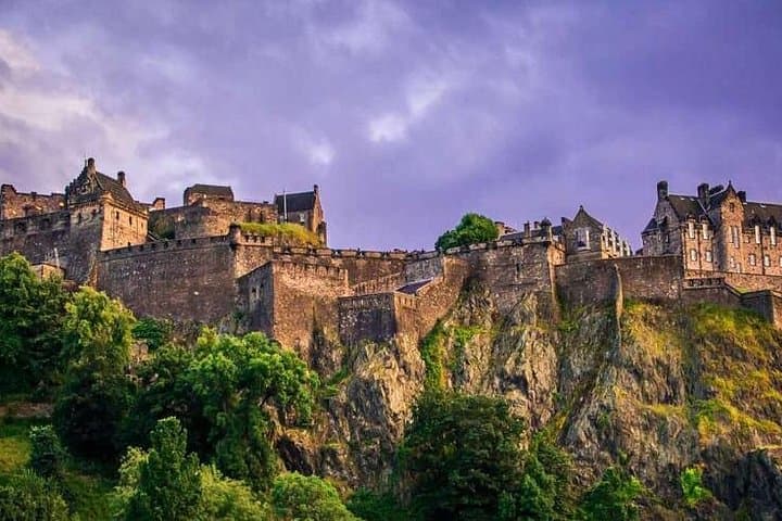 Glasgow to Edinburgh Luxury Private Transfers