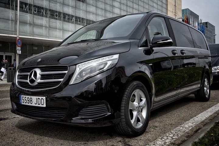 Mercedes Benz V class Exterior