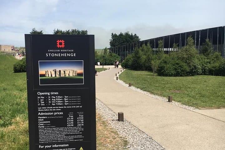 Welcome to Stonehenge
