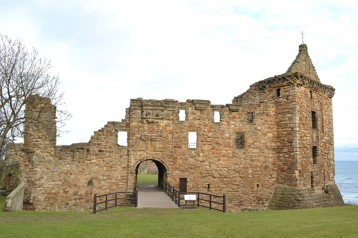 Tour of St Andrews and Historic Fife