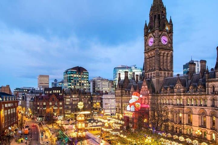 Reach Manchester city stress-free