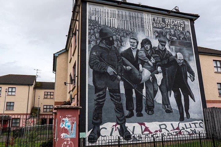 Visit the Bogside Photo the Murals!