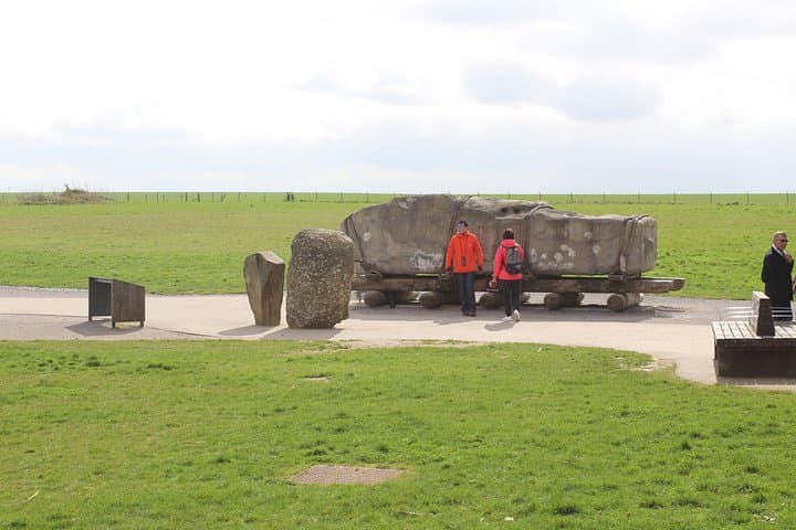 Stonehenge -ATN Cars