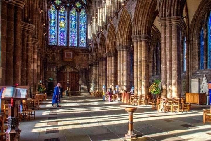 Glasgow Luxury Private Sightseeing Excursion with Chauffeur